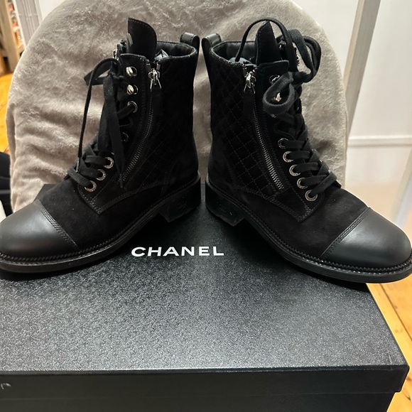 Chanel designer Combat boots - Picture 5 of 7